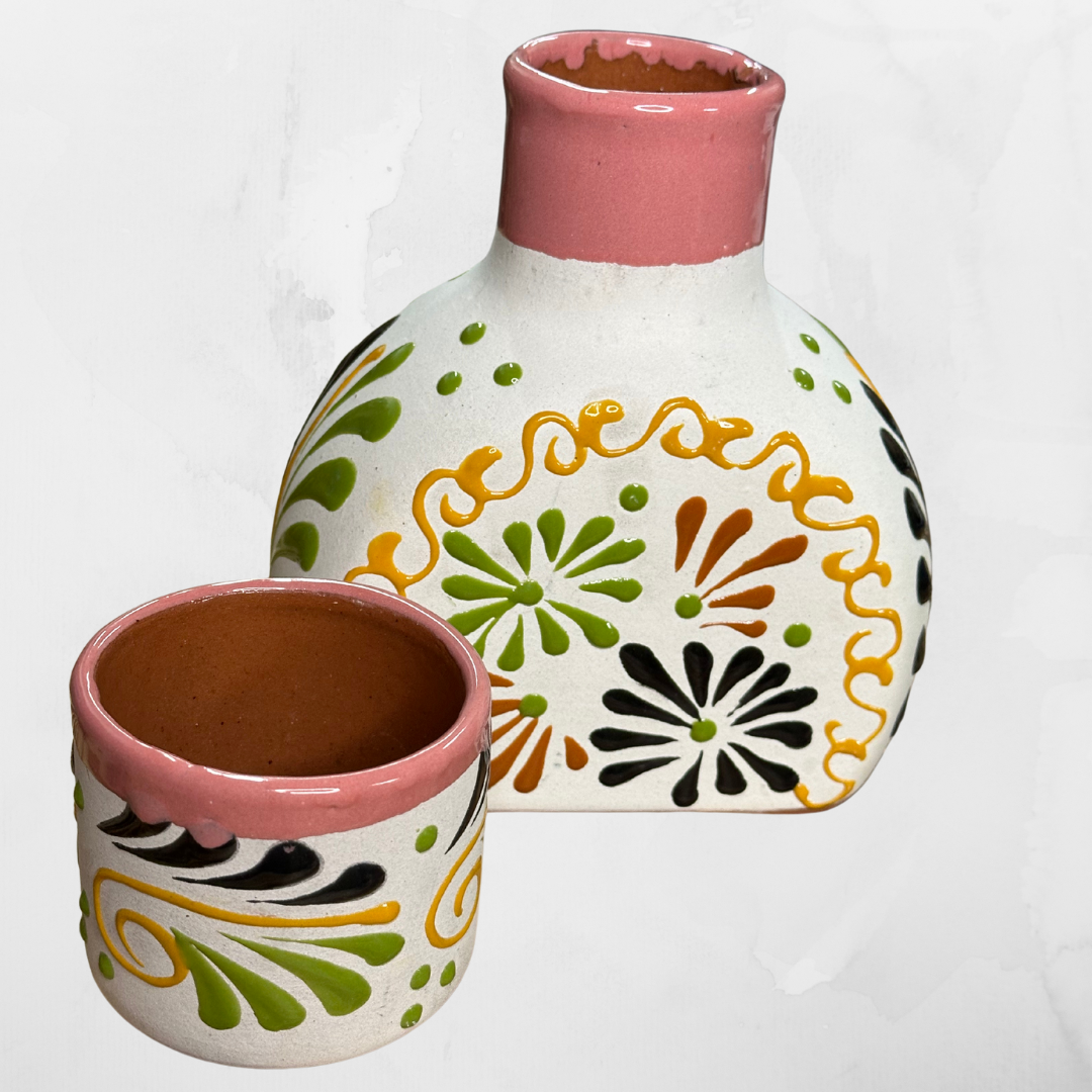 LICORERA DE ENGOBE DECORADA